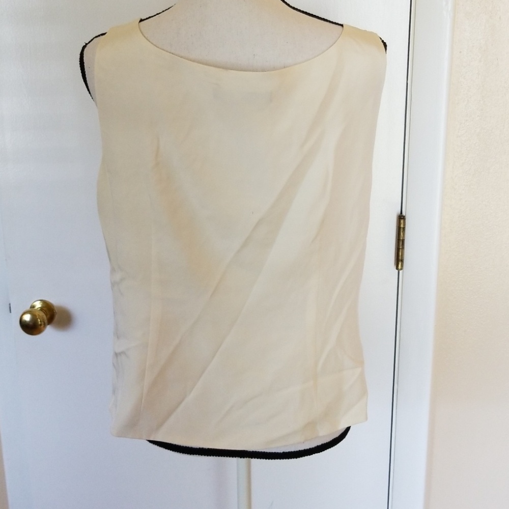 Lafayette 148 - Picture 3 of 6